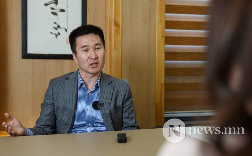 "Монголд яллахыг хүссэн хүнээ "өгөөш" болгож хаядаг муу жишиг тогтсон"